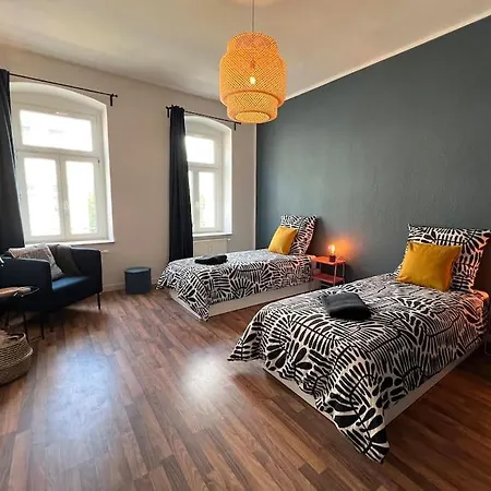 Atelier Noe Rose- Kunstvoll Wohnen - Wunderbares Fruehstueck Moeglich - Ruhig Und Nah Am Zentrum - Chemnitz