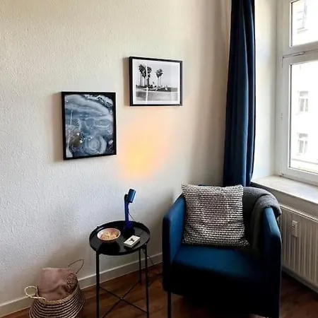 Appartamento Atelier Noé Rosé- Kunstvoll Wohnen - Wunderbares Frühstück Möglich - Ruhig Und Nah Am Zentrum - *