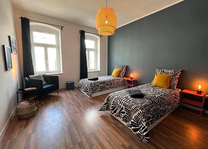 Atelier Noe Rose- Kunstvoll Wohnen - Wunderbares Fruehstueck Moeglich - Ruhig Und Nah Am Zentrum - *