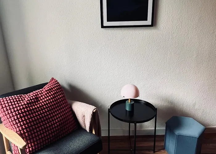 Atelier Noe Rose- Kunstvoll Wohnen - Wunderbares Fruehstueck Moeglich - Ruhig Und Nah Am Zentrum - * Хемниц